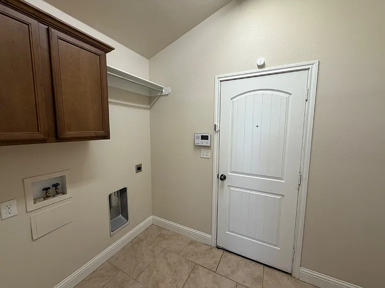 3608 Ridgely Ave — Photo 6