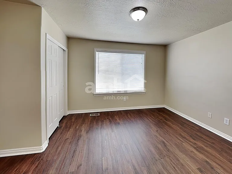 163 Crystal Bay Dr — Photo 8