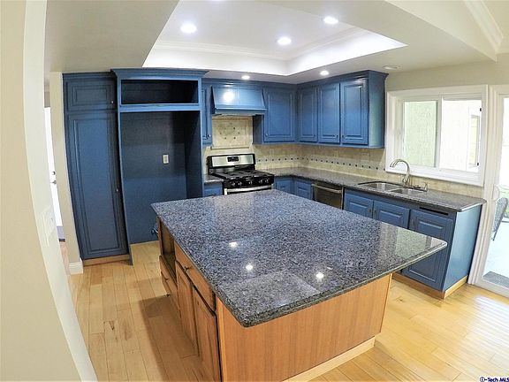 5th image of 25837 Parada Dr
