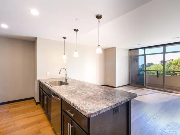 625 N Segoe Rd Unit 208, Madison, WI 53705