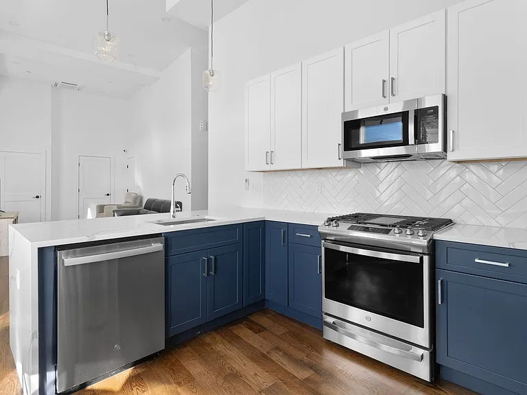 133 Boardman St #1 — Photo 2