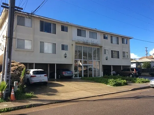 Villa West Apartments — Photo 4