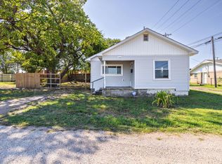 108 W Maple St, Tecumseh, OK 74873