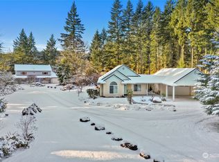 8811 402nd St E, Eatonville, WA 98328