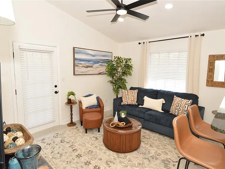 8714 Mallard Reserve Dr #201 — Photo 19