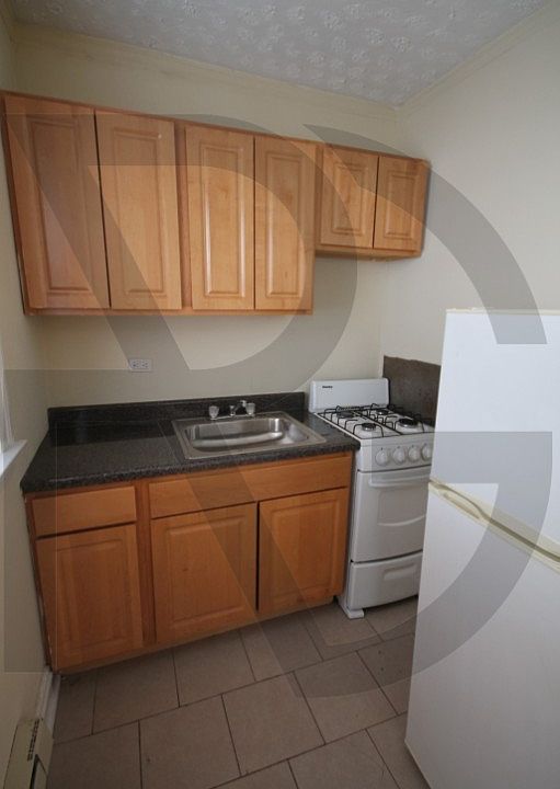 2nd image of 4546 N Damen Ave #4546402