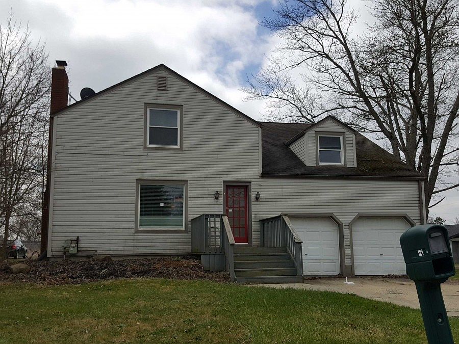 1st image of 121 Marshall Ave