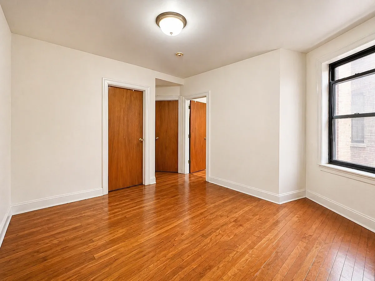 Building Photo - 522 W 151st St #32