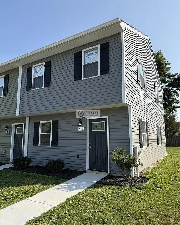 319 Willow Dr