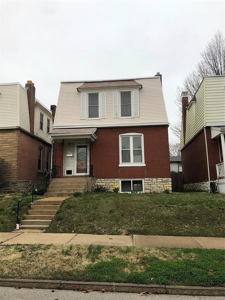 6283 Magnolia Ave photo 1