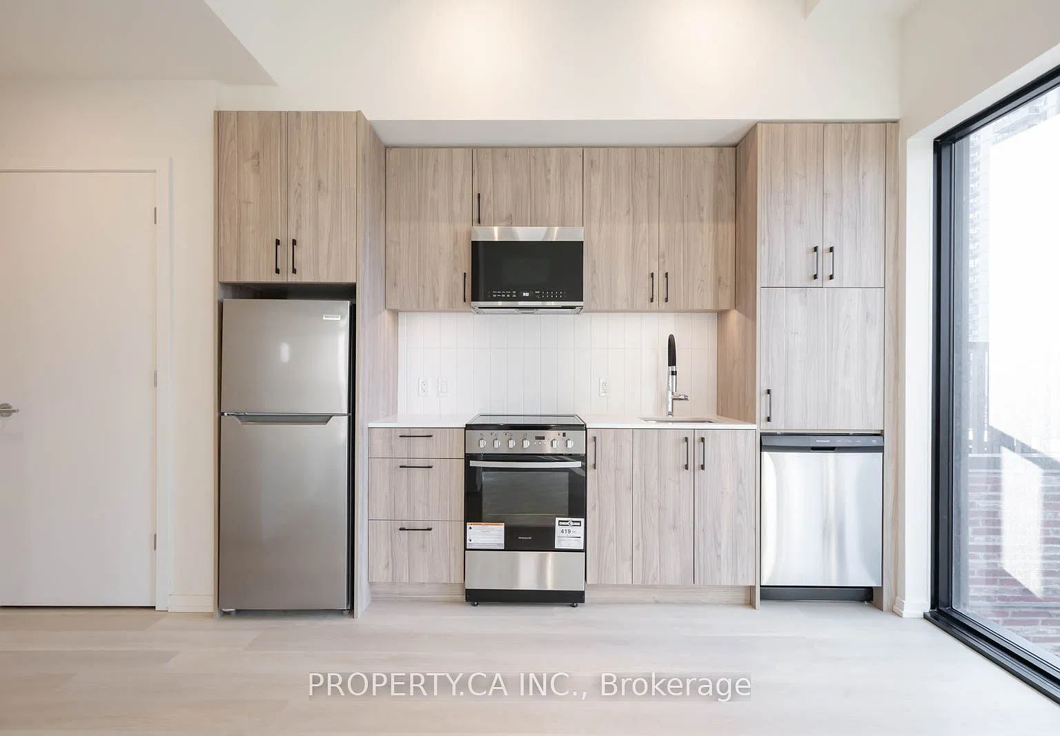 2 bed, $3,350 — Photo 4