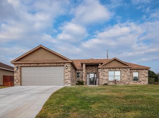 109 Sitting Bull Ln, Del Rio, TX 78840