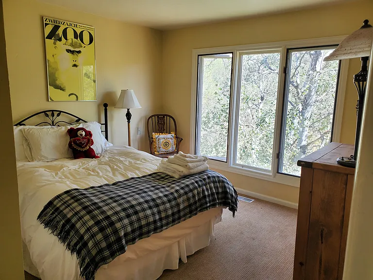 210 Valverdant Ct — Photo 18