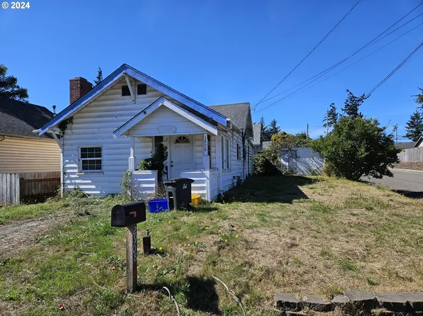2908 Sheridan Ave, North Bend, OR 97459