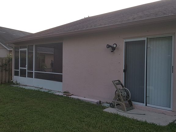 3rd image of 3816 Cherry Grove Ct