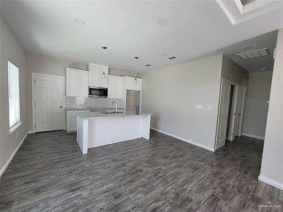 2nd image of 5800 Sandpiper Ave #1