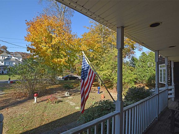 3rd image of 55 Union Ave