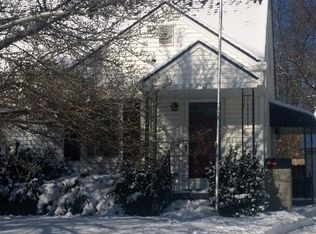 610 Wilton Ct, Ann Arbor, MI