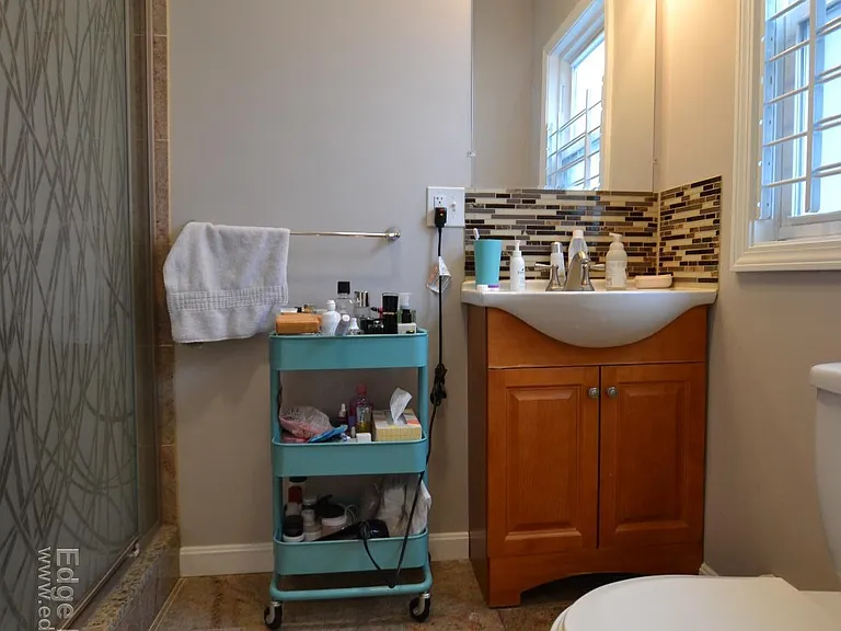115 Glenville Ave #1 — Photo 6