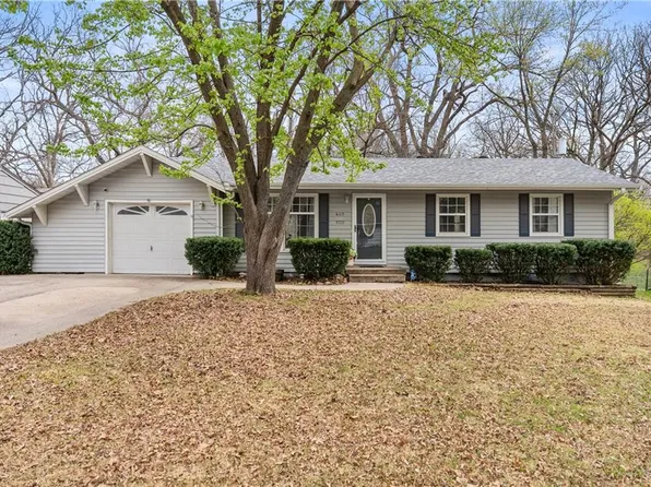 409 Wilshire Blvd, Liberty, MO 64068