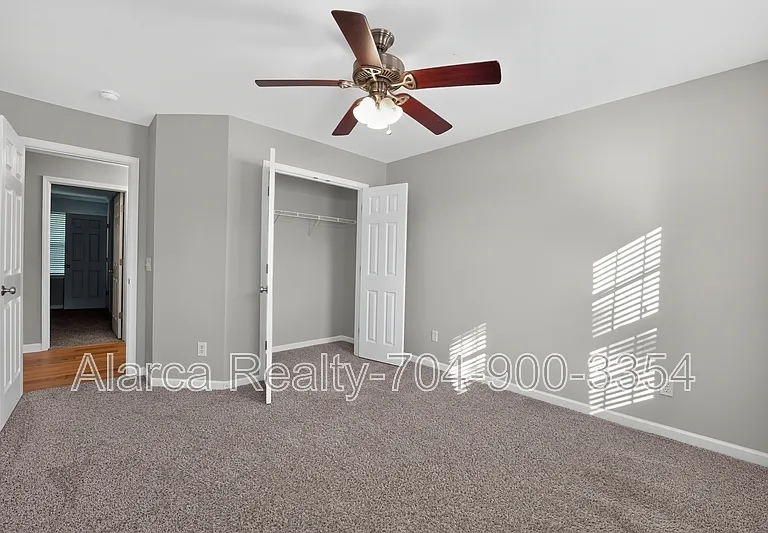 17420 Baldwin Hall Dr — Photo 30