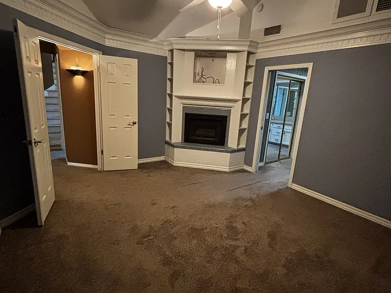 961 E Richmond Ave — Photo 26