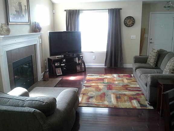 3rd image of 6008 Waterport Dr