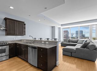 400 W North St APT 1404, Raleigh, NC 27603