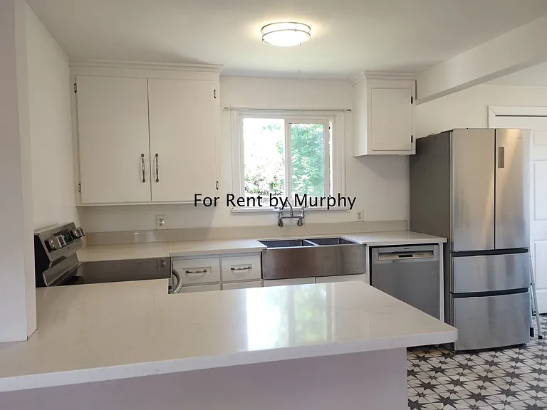 616 N Stevens St — Photo 6