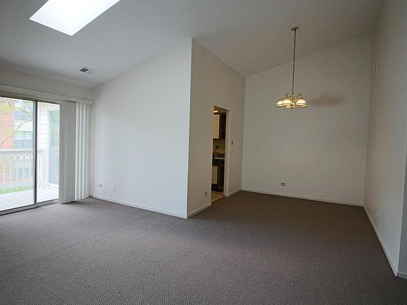 4th image of 1393 E Evergreen Dr Unit 4