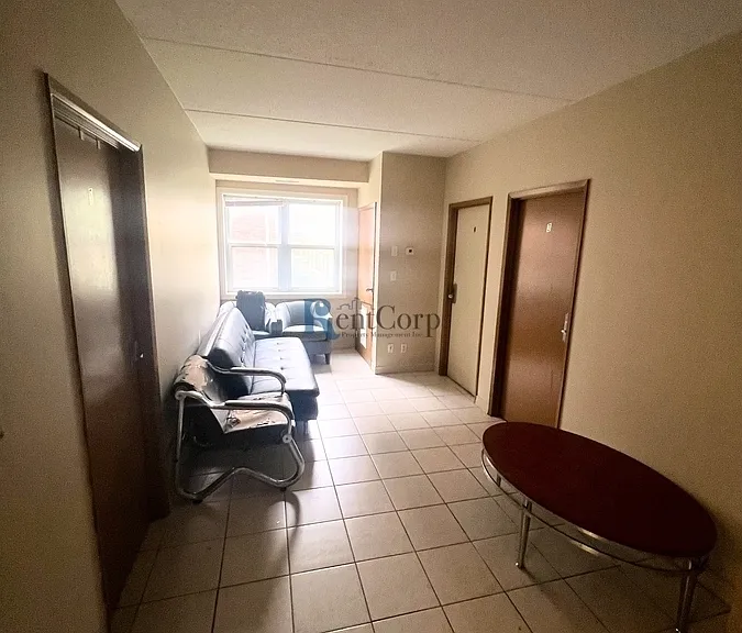 101 Lester St #3 — Photo 2