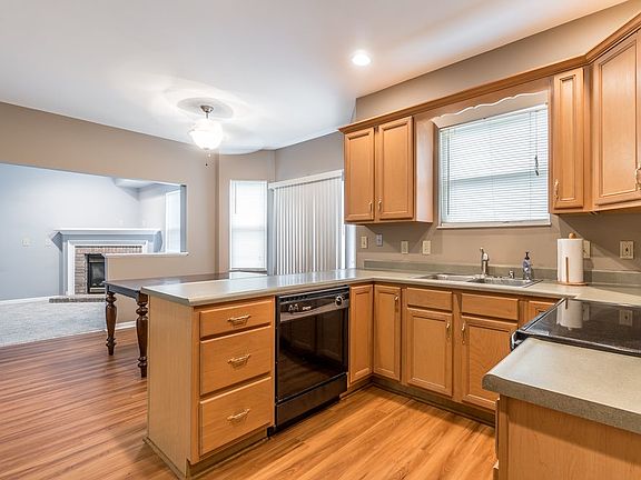 4th image of 6315 Deermeade Dr