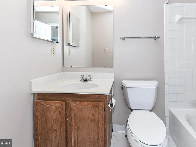 13100 Watchwood Ln — Photo 18