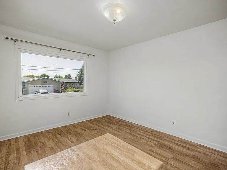 1119 Sunnyhill Ct — Photo 16