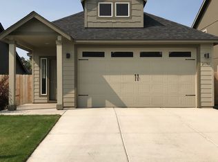 21390 NE Eagle Crossing Ave, Bend, OR 97701