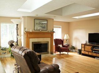 8220 SW Brookridge St, Portland, OR 97225