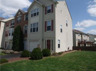 8 Shane Cir, Bear, DE 19701
