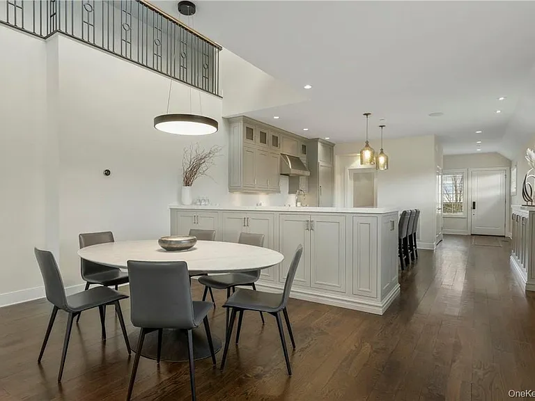 2 Rose Ln — Photo 6