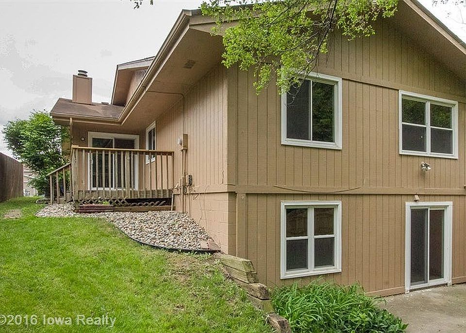 1st image of 4526 51st St