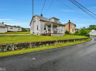 76 Circle Dr, Red Lion, PA 17356