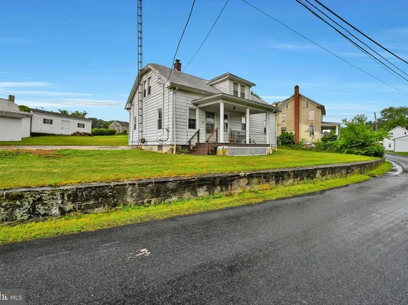 76 Circle Dr, Red Lion, PA 17356