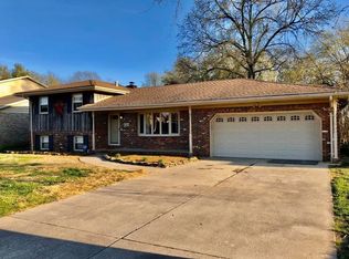 1320 Cardinal Dr, Mount Vernon, IN 47620