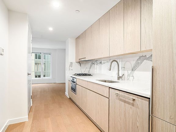 3rd image of 37-26 32nd St #3D
