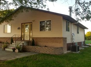 411 W 3rd St, Aurelia, IA 51005