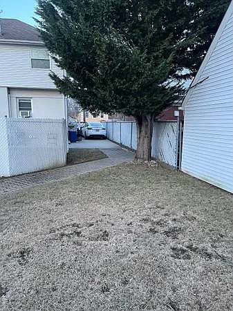 46 Adams Ave #3 — Photo 3