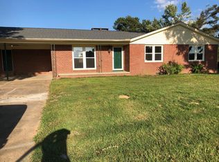 1432 Old Humboldt Rd, Jackson, TN 38305