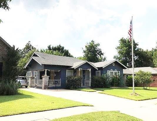 1st image of 4705 N College Ave
