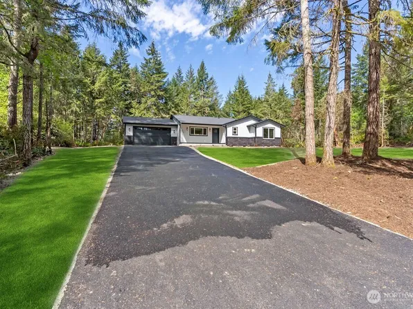 2106 202nd Avenue SW, Lakebay, WA 98349