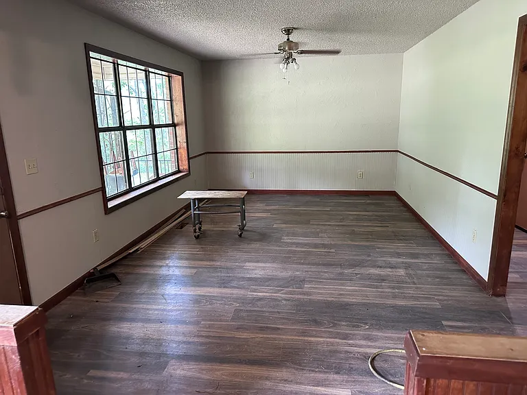 7200 N Central Ave — Photo 9