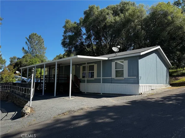 50889 Road 425 #10, Oakhurst, CA 93644